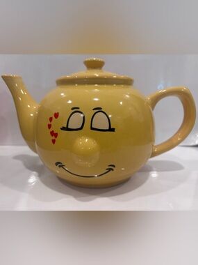 Vintage Expression ceramic face teapot-yellow-1l novelty teapot w original box